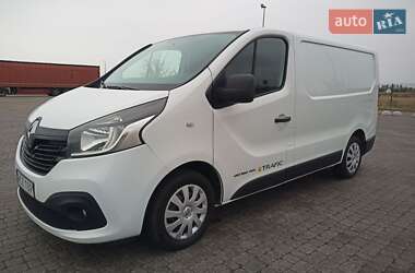 Вантажний фургон Renault Trafic 2014 в Радивиліві