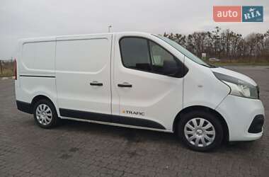 Вантажний фургон Renault Trafic 2014 в Радивиліві