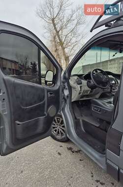 Грузопассажирский фургон Renault Trafic 2011 в Киеве