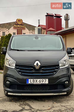 Грузовой фургон Renault Trafic 2015 в Полтаве