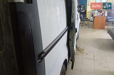 Грузовой фургон Renault Trafic 2006 в Тернополе