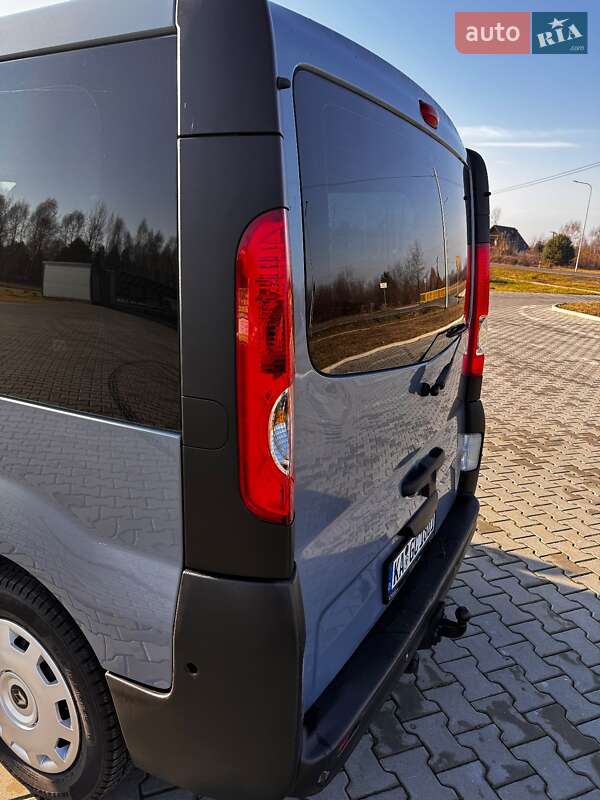 Минивэн Renault Trafic 2011 в Полтаве фото 11 Минивэн Renault Trafic 2011 в Полтаве
