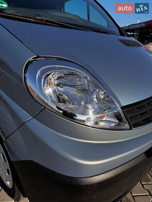 Минивэн Renault Trafic 2011 в Полтаве фото 19 Минивэн Renault Trafic 2011 в Полтаве