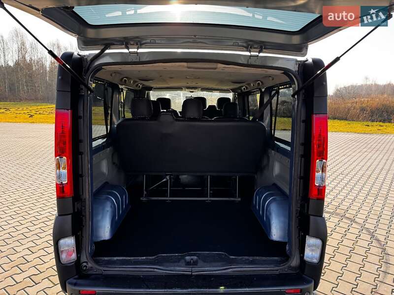 Минивэн Renault Trafic 2011 в Полтаве фото 22 Минивэн Renault Trafic 2011 в Полтаве