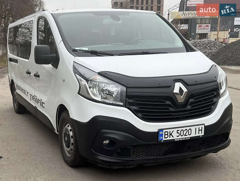 Мінівен Renault Trafic 2017 в Рівному