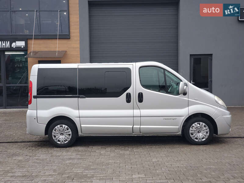Мінівен Renault Trafic 2011 в Рівному