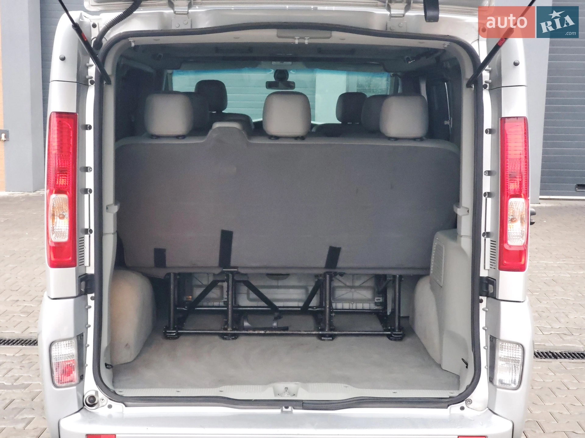 2011 Renault Trafic - мініатюра 10
