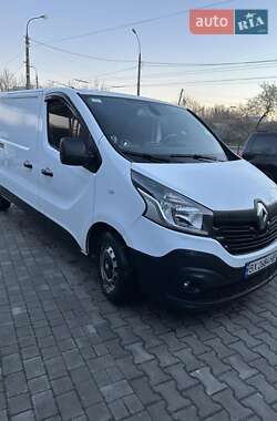 Вантажний фургон Renault Trafic 2015 в Хмельницькому