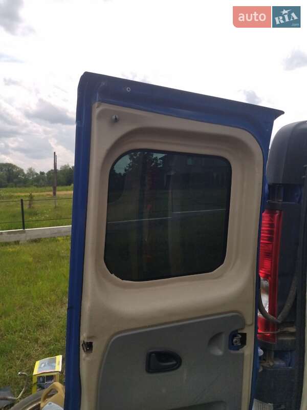 Минивэн Renault Trafic 2007 в Коломые