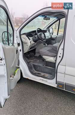 Вантажний фургон Renault Trafic 2007 в Бучі