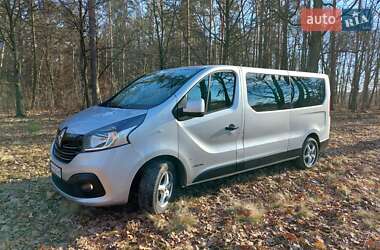 Мінівен Renault Trafic 2015 в Житомирі