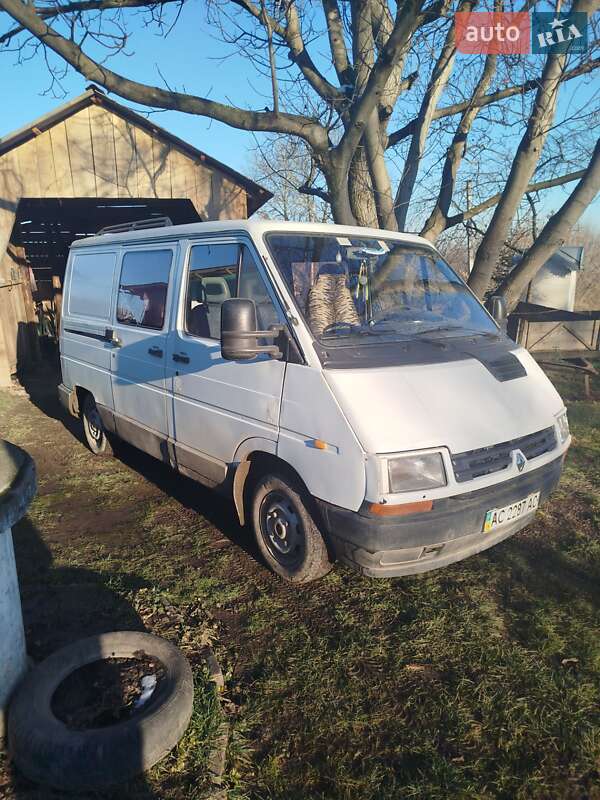 Минивэн Renault Trafic 1998 в Заболотове фото 2 Минивэн Renault Trafic 1998 в Заболотове