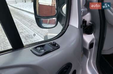 Мінівен Renault Trafic 2006 в Хмельницькому