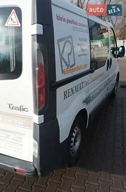 Минивэн Renault Trafic 2004 в 