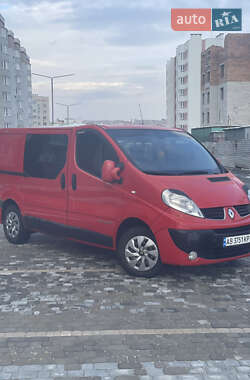 Вантажопасажирський фургон Renault Trafic 2007 в Вінниці