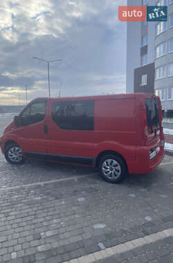 Вантажопасажирський фургон Renault Trafic 2007 в Вінниці