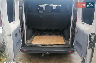 Минивэн Renault Trafic 2010 в 