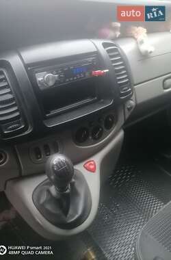Минивэн Renault Trafic 2010 в 