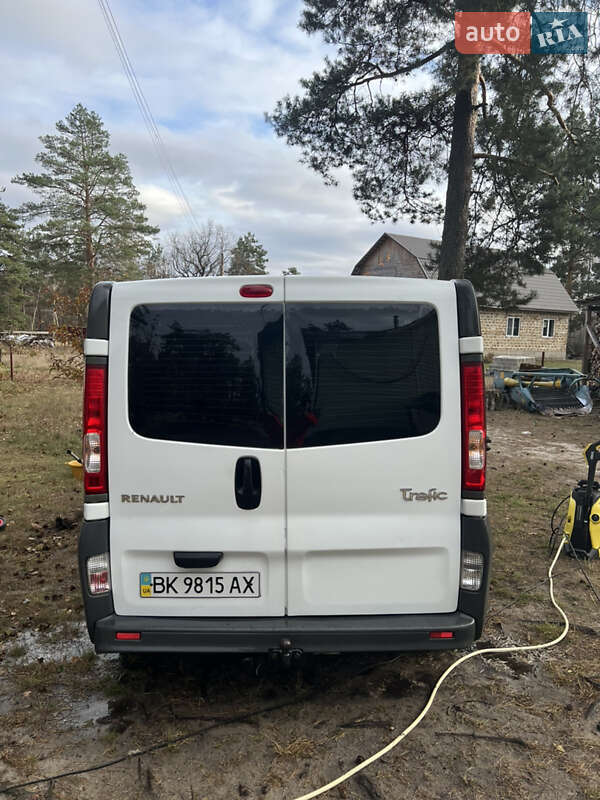 Минивэн Renault Trafic 2006 в Рокитном фото 6 Минивэн Renault Trafic 2006 в Рокитном