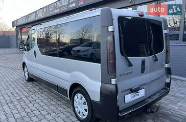 Мінівен Renault Trafic 2003 в Чернівцях