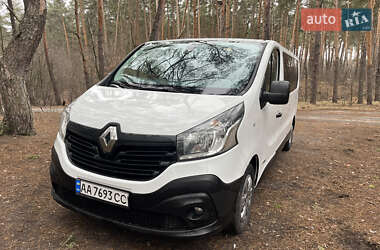 Мінівен Renault Trafic 2015 в 