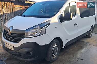 Минивэн Renault Trafic 2015 в Луцке