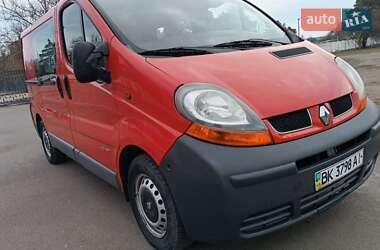 Мінівен Renault Trafic 2003 в Сарнах