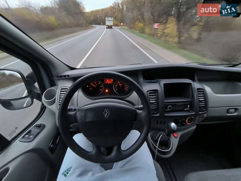 Минивэн Renault Trafic 2011 в Умани