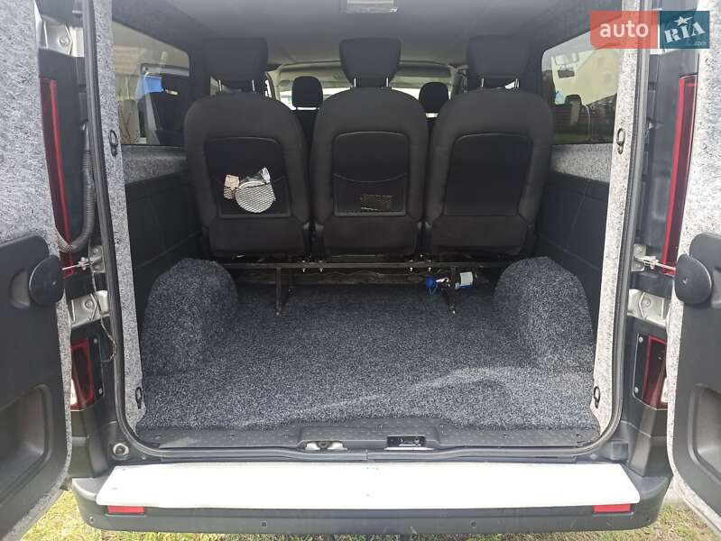 Минивэн Renault Trafic 2015 в Самборе фото 17 Минивэн Renault Trafic 2015 в Самборе