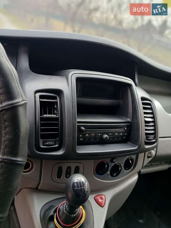 Грузовой фургон Renault Trafic 2013 в Бердичеве фото 42 Грузовой фургон Renault Trafic 2013 в Бердичеве