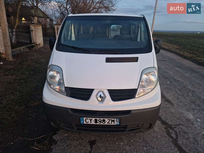 Минивэн Renault Trafic 2013 в Луцке фото 27 Минивэн Renault Trafic 2013 в Луцке