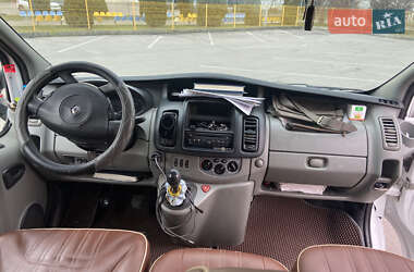 Мінівен Renault Trafic 2014 в 