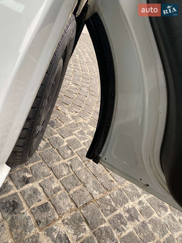 Вантажний фургон Renault Trafic 2018 в Дніпрі