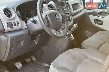 Грузовой фургон Renault Trafic 2017 в 