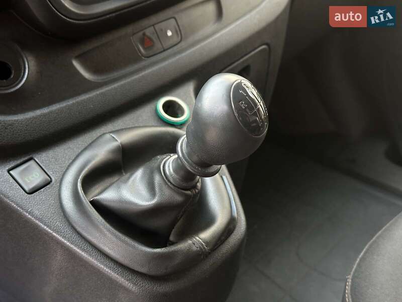 Вантажний фургон Renault Trafic 2017 в Одесі фото 17 Вантажний фургон Renault Trafic 2017 в Одесі