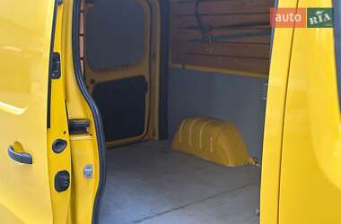 Грузовой фургон Renault Trafic 2017 в 