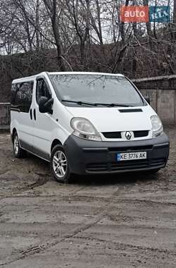 Мінівен Renault Trafic 2005 в Кам'янському