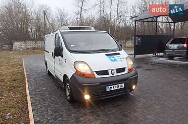 Грузовой фургон Renault Trafic 2005 в Корце