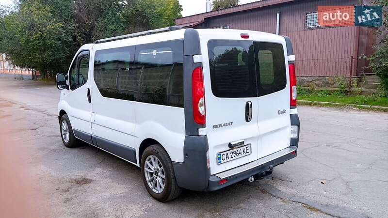 Минивэн Renault Trafic 2011 в Умани
