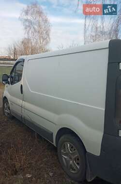 Грузовой фургон Renault Trafic 2005 в Звягеле