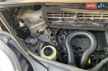 Вантажний фургон Renault Trafic 2012 в 
