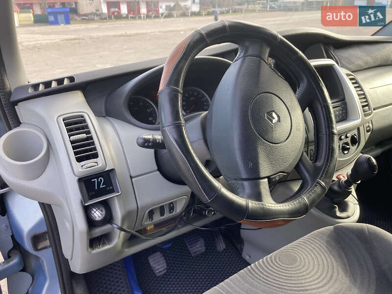 Мінівен Renault Trafic 2011 в Ладижині