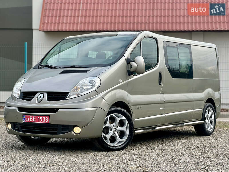 Мінівен Renault Trafic 2013 в Стрию