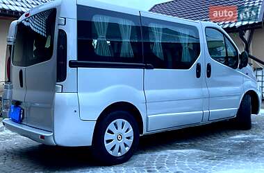 Минивэн Renault Trafic 2005 в Надворной