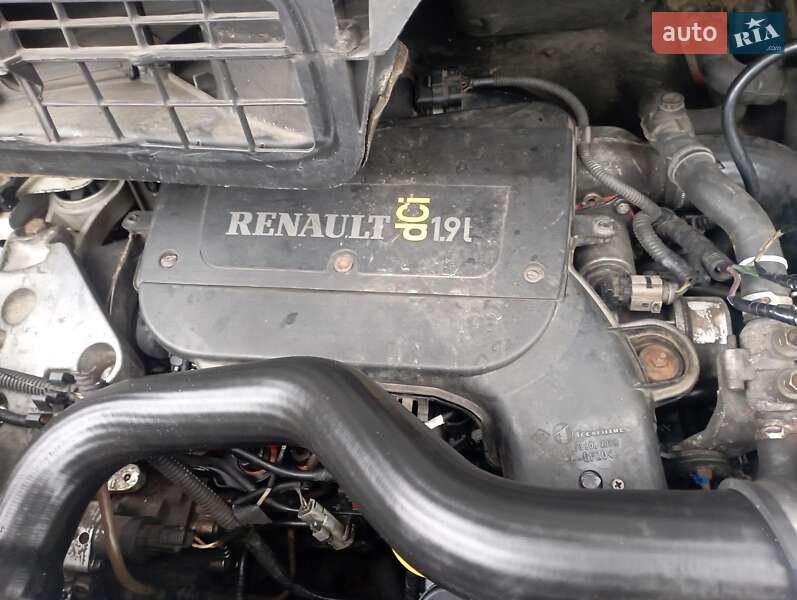 Минивэн Renault Trafic 2005 в Сновске фото 9 Минивэн Renault Trafic 2005 в Сновске