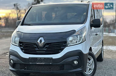 Минивэн Renault Trafic 2015 в Дубно