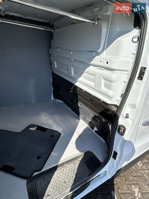 Вантажний фургон Renault Trafic 2018 в Хмельницькому