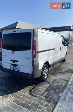 Грузовой фургон Renault Trafic 2009 в  фото 6 Грузовой фургон Renault Trafic 2009 в