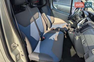 Мінівен Renault Trafic 2011 в Рівному