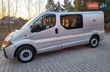 Мінівен Renault Trafic 2005 в 